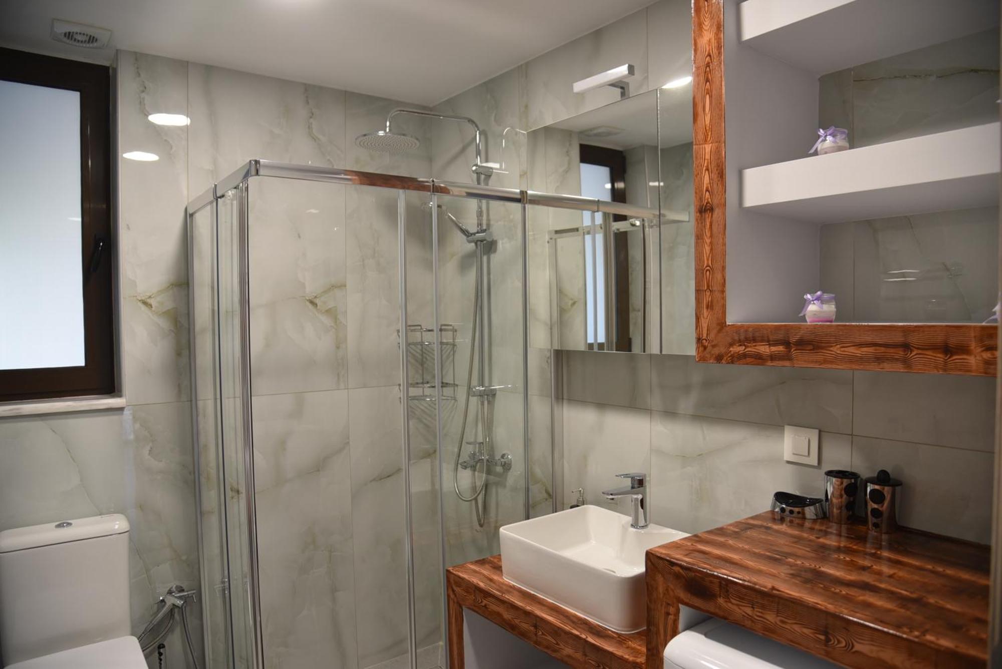 Pirgos Deluxe Apartment - Private Parking Kíssamos Екстериор снимка