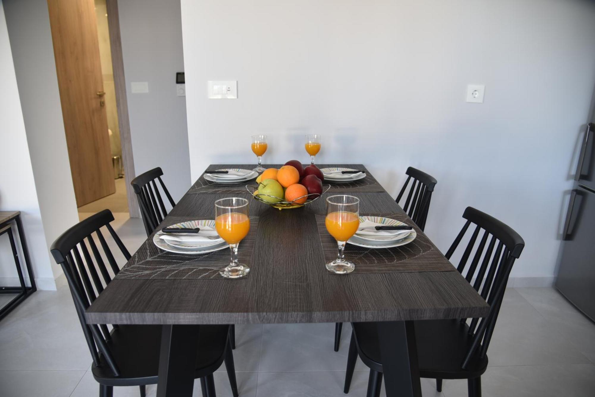 Pirgos Deluxe Apartment - Private Parking Kíssamos Екстериор снимка