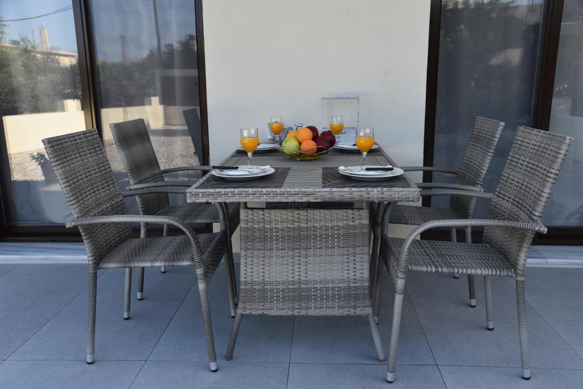 Pirgos Deluxe Apartment - Private Parking Kíssamos Екстериор снимка