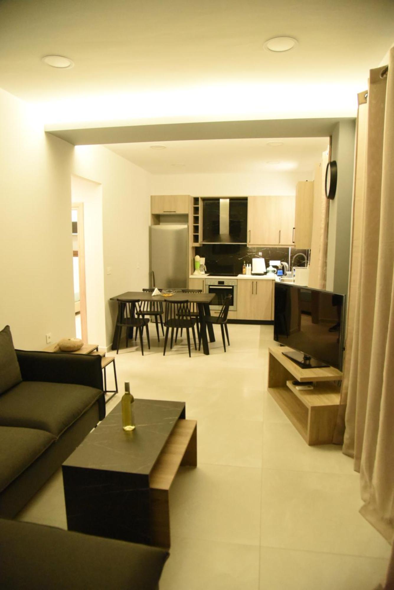 Pirgos Deluxe Apartment - Private Parking Kíssamos Екстериор снимка