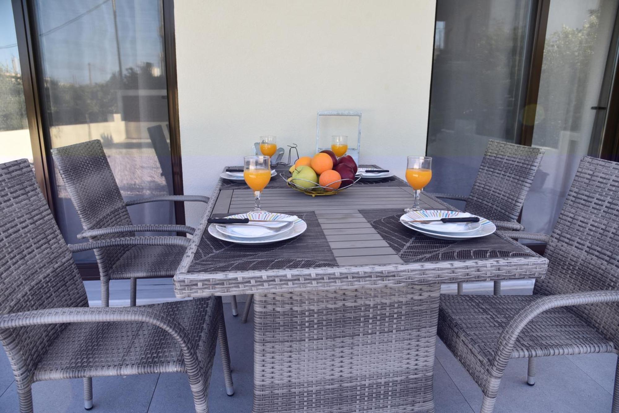 Pirgos Deluxe Apartment - Private Parking Kíssamos Екстериор снимка